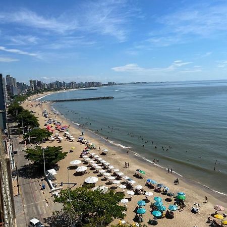 Apartamento Frente mar Piçarras Exterior foto